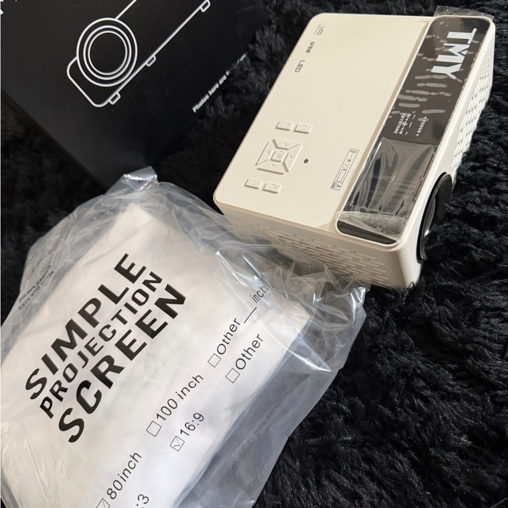 Compact White Mini Projector with Simple Projection Screen
